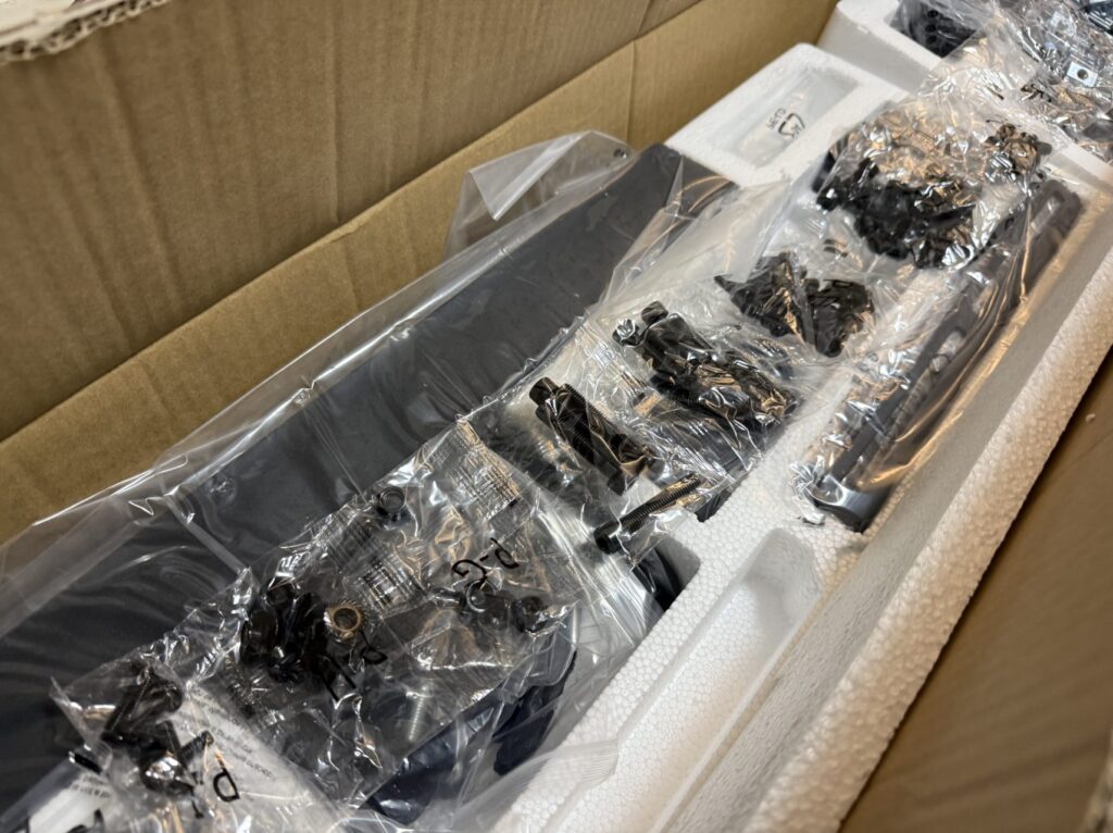 アルファベットで分類されたDRS-2のねじ類